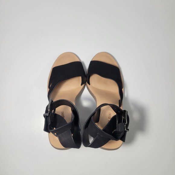 Gianni Bini Marilane Leather Asymmetrical Wooden Block Heels Women's Size 5M - Picture 6 of 11